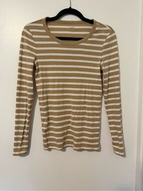 GAP Long-Sleeve Striped Crewneck Top in Tan and White